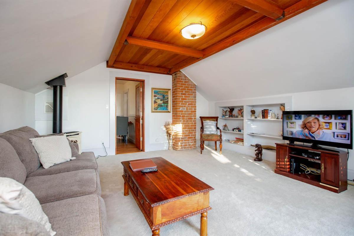 Alameda 3Br Unique Victorian Penthouse With Deck And Outdoor Furniture, Ac, 3 Blocks To Beach & Shopping Center & 2 Free Parking Spaces Eksteriør billede